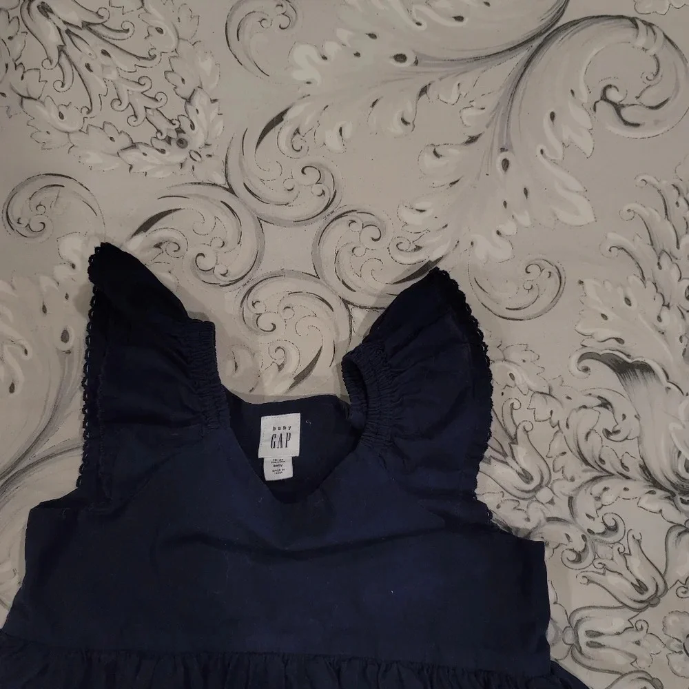 babyGap Baby Girls Cap Sleeve Scallop Eyelet Dress